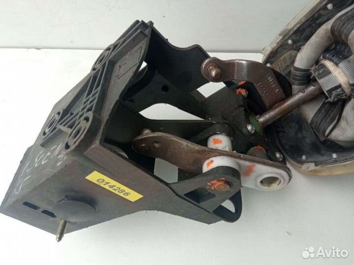 Кулиса Renault Scenic 2 8200326372