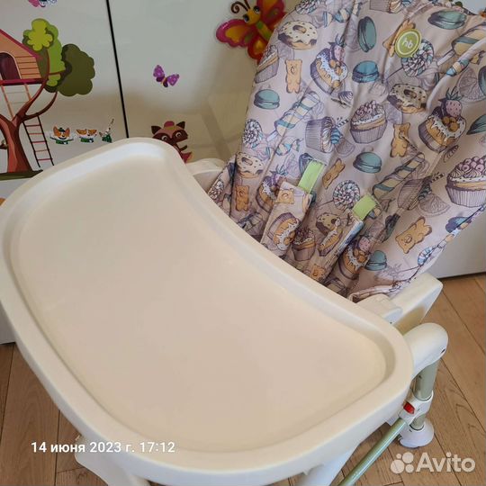 Стульчик для кормления Happy Baby