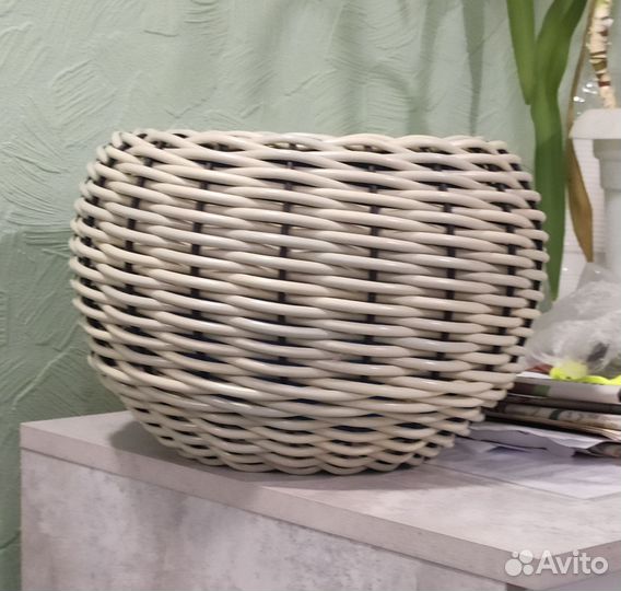 Кашпо 4,5 л шар из искусственного ротанга