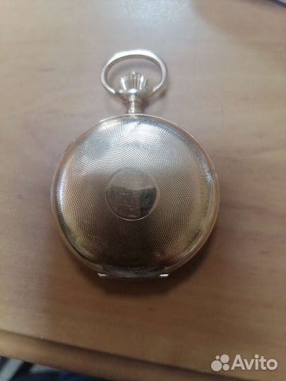 Большие золотые карманные часы