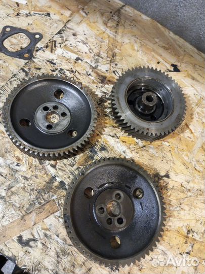 Шестерни мотора Volvo F12 TD122