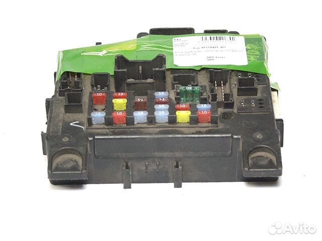 Блок предохранителей Mitsubishi Lancer 10