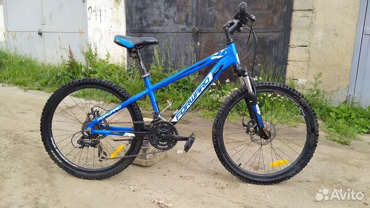 Велосипед горный Forward Twister 2.0 24'