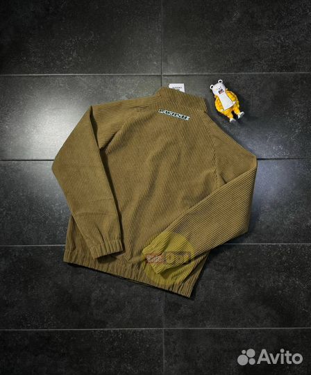 Яркие вельветовые куртки Lacoste — 4 выбора