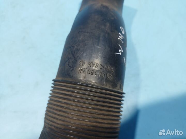 Патрубок впускной Mercedes W140