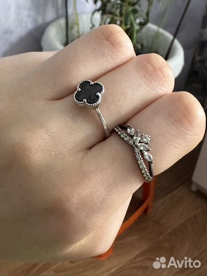 Серебряное кольцо