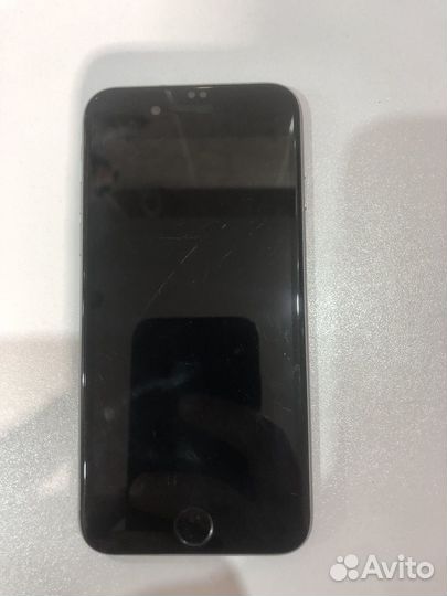Телефон iPhone 6s