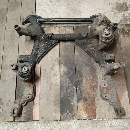 Передний подрамник балка bmw x5 е53 3.0