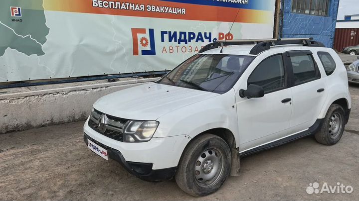 Обшивка багажника правая нижняя Renault Duster (HS) 849507139R
