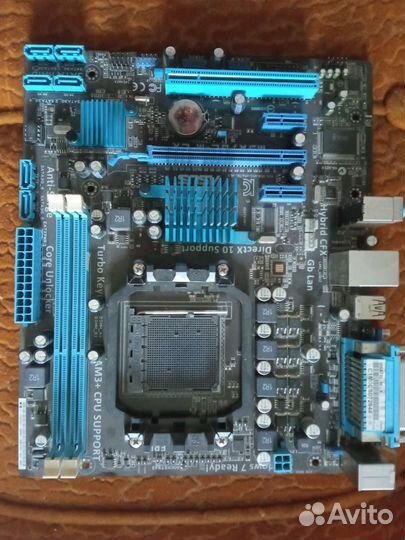 Материнская плата am3+