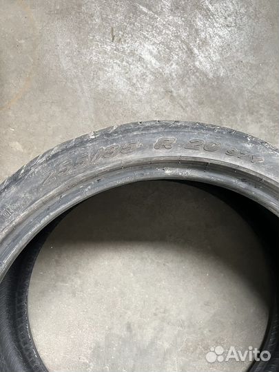Pirelli P Zero 255/35 R20 97Y