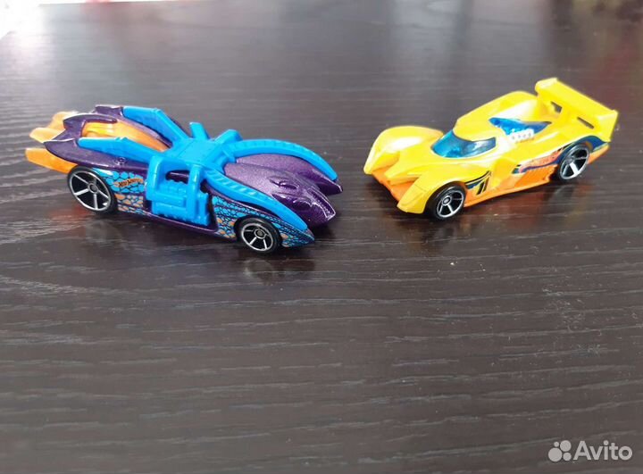 Модельки hotwheels обмен