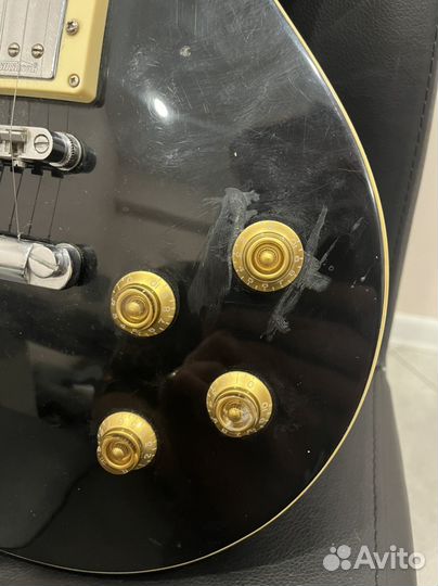 Электрогитара