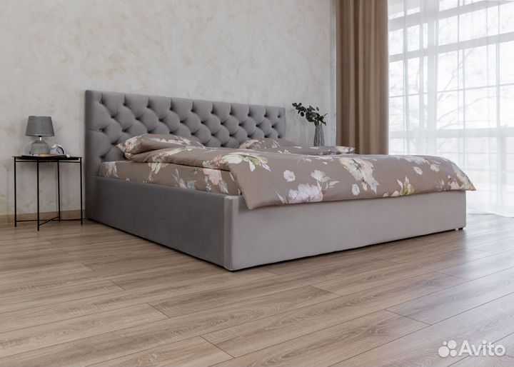 Кровать двуспальная