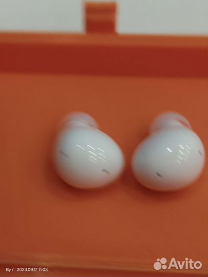 Беспроводные наушники Samsung Buds 2 бу оригинал