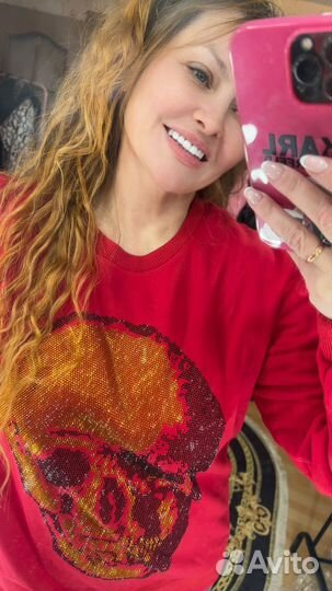 Кофта теплая с черепом