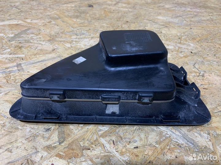 Молдинг на крыло Land Rover Range Rover Sport 1