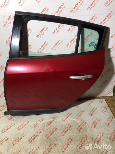 Дверь боковая задняя левая Renault Megane 3