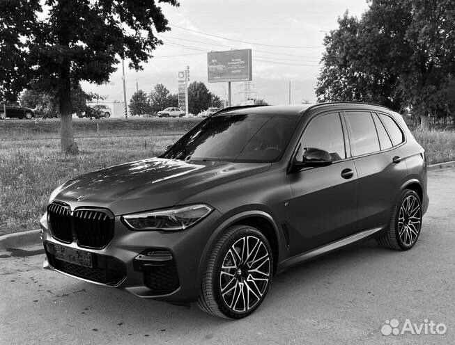 Кованые диски BMW X5M X6M R23 818М Style