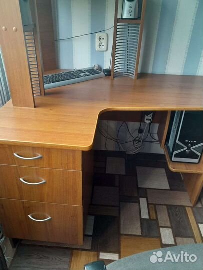 Компьютерный стол бу
