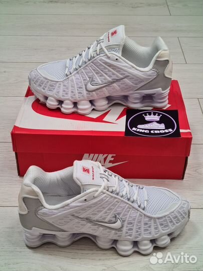 Кроссовки Nike Shox