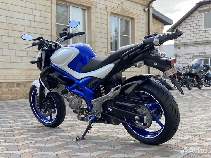 Suzuki Gladius650a. Без пробега по РФ