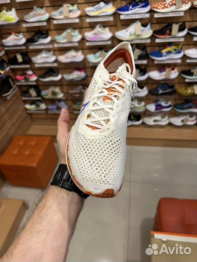 Nike zoomx vaporfly 3