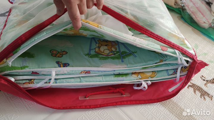 Бортики на кроватку