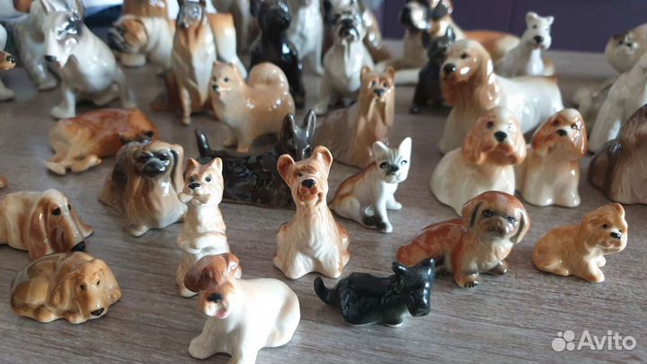 Статуэтки собак