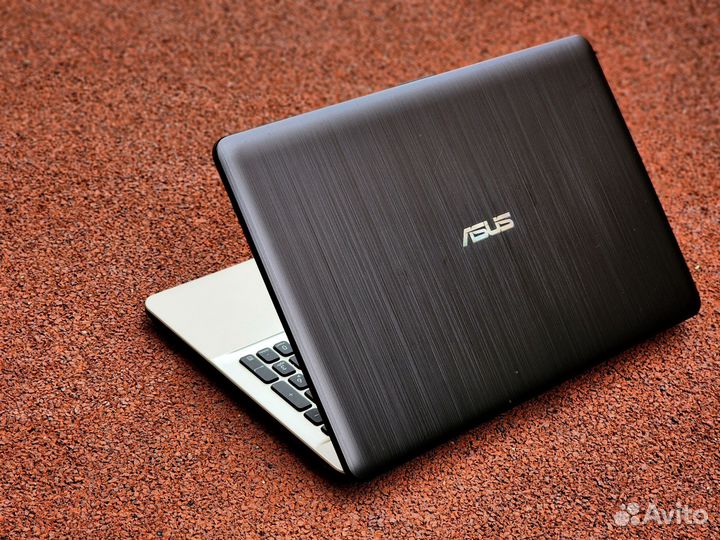 Игровой Asus VivoBook
