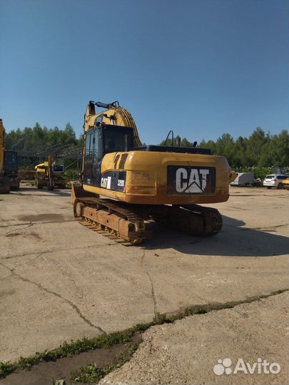 Гусеничный экскаватор CAT 320D L, 2012