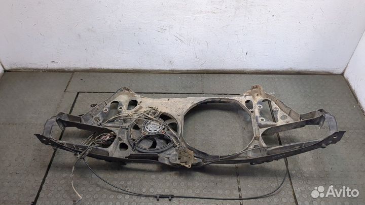 Рамка передняя Volkswagen Passat 5