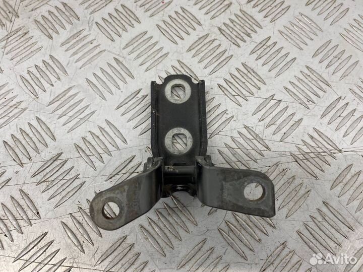 Б/У петля двери задний левый Chevrolet Cruze J300