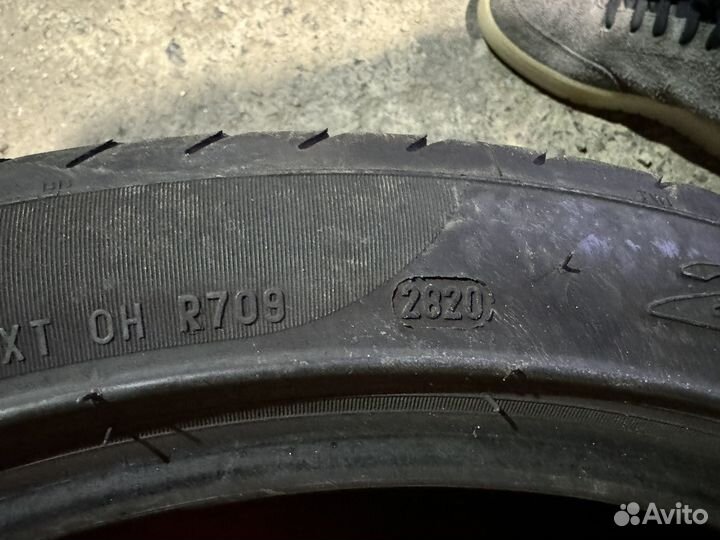 Pirelli P Zero 275/35 R21