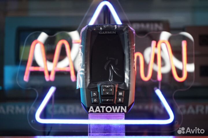 Garmin Striker Vivid 4cv With GT20-TM Transducer