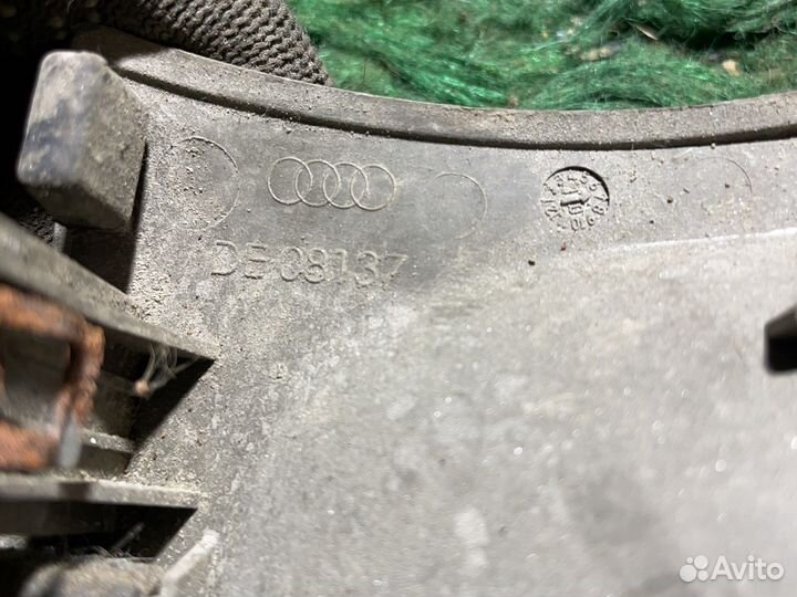 Кожух рулевой колонки audi q5 8r 08-17