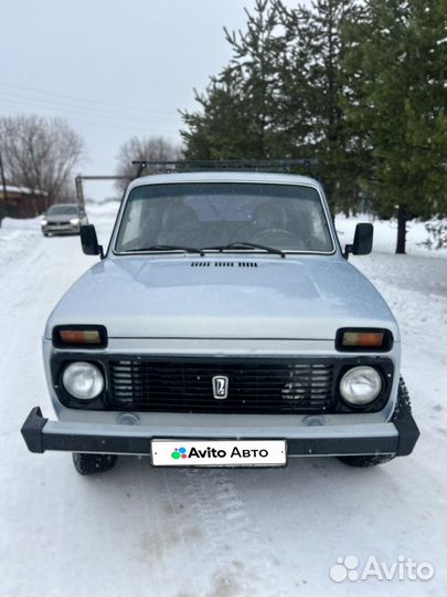 LADA 4x4 (Нива) 1.7 МТ, 2004, 110 000 км