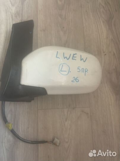 Зеркало левое мазда