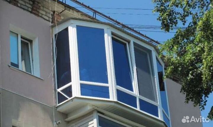 Пластиковые балконы с панорамным остеклением