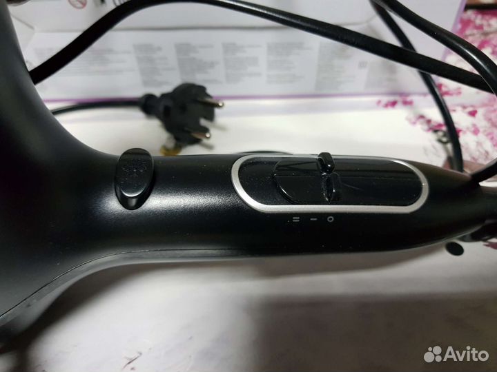 Фен Philips ThermoProtect 2100w