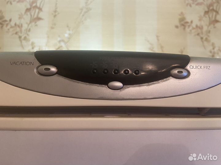 Холодильник LG