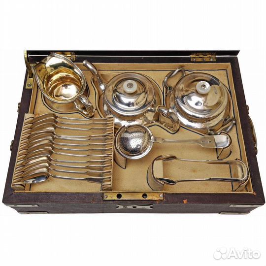 Старинный серебряный чайный сервиз в коробке 84 пр