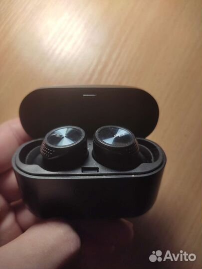 Беспроводные наушники Plantronics BackBeat Pro5100