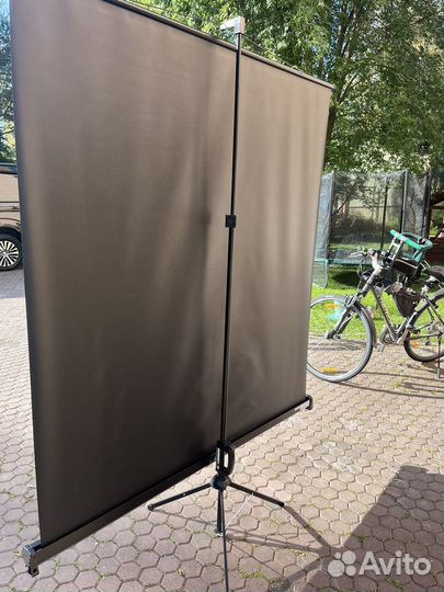 Экран для проектора lumien lev100101