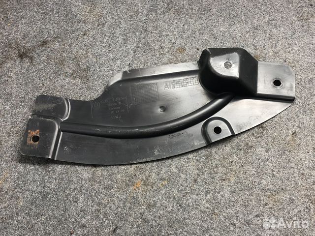 Облицовка днища кузова BMW