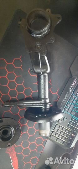 Кулак поворотный передний правый audi 80 b3