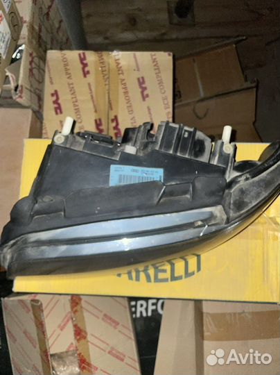 Фара передняя Audi A4 B5 рейсталинг