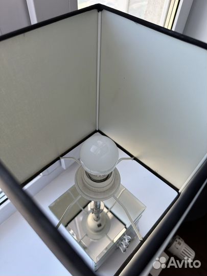 Светильник настольный