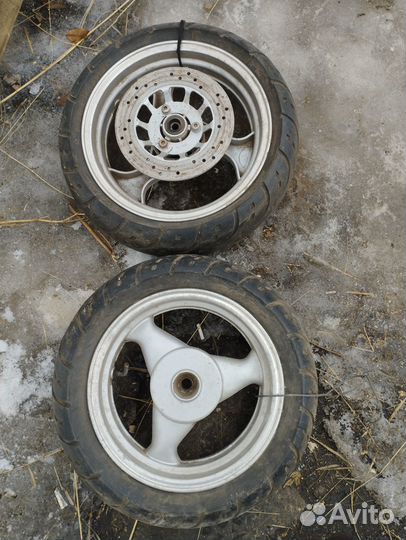 Продаю колёса на скутер 150 кубов