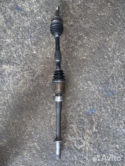 Привод правый Тойота Камри 2.5л